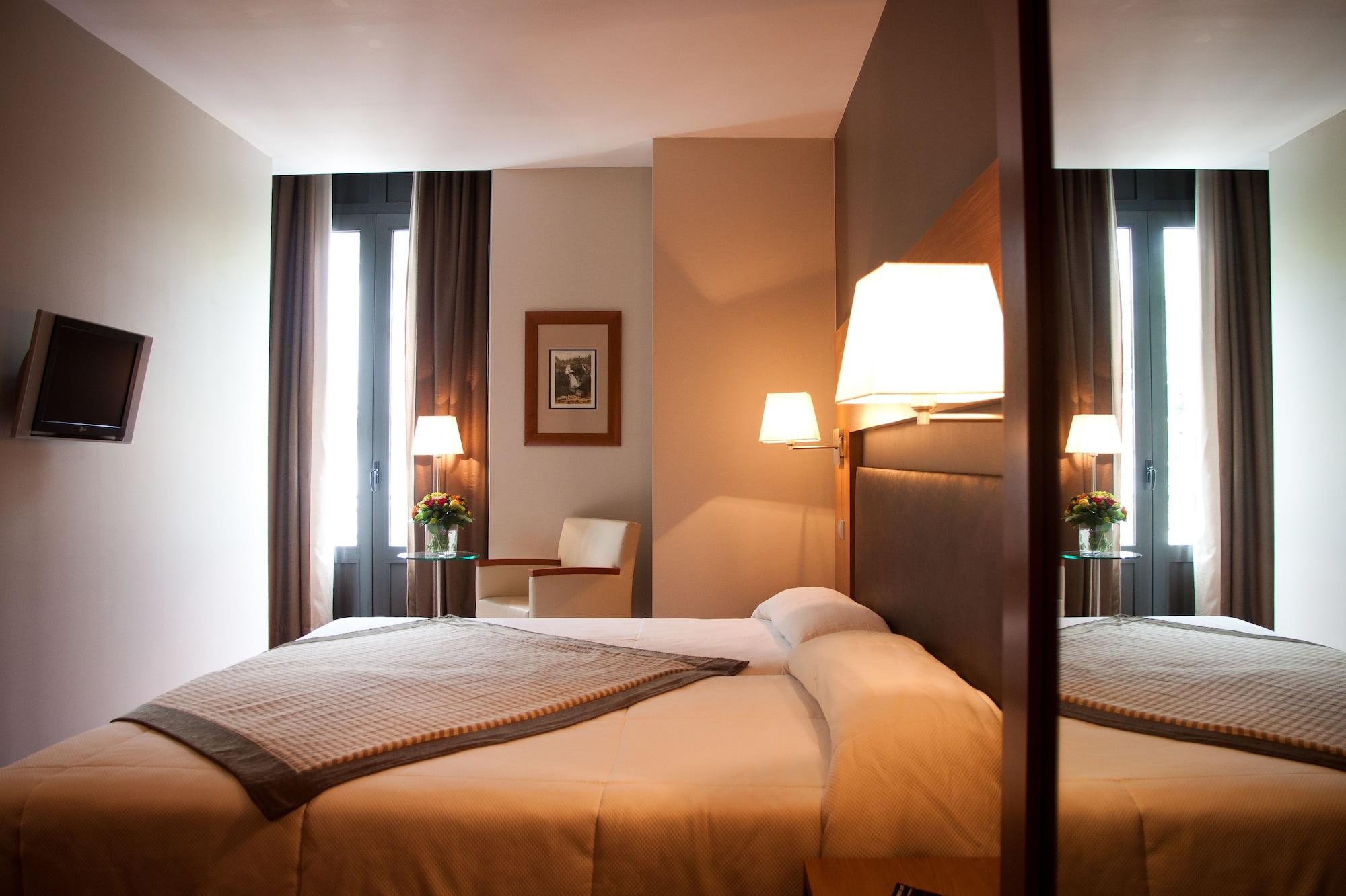 Alti Hotel Bagnères-de-Luchon Εξωτερικό φωτογραφία